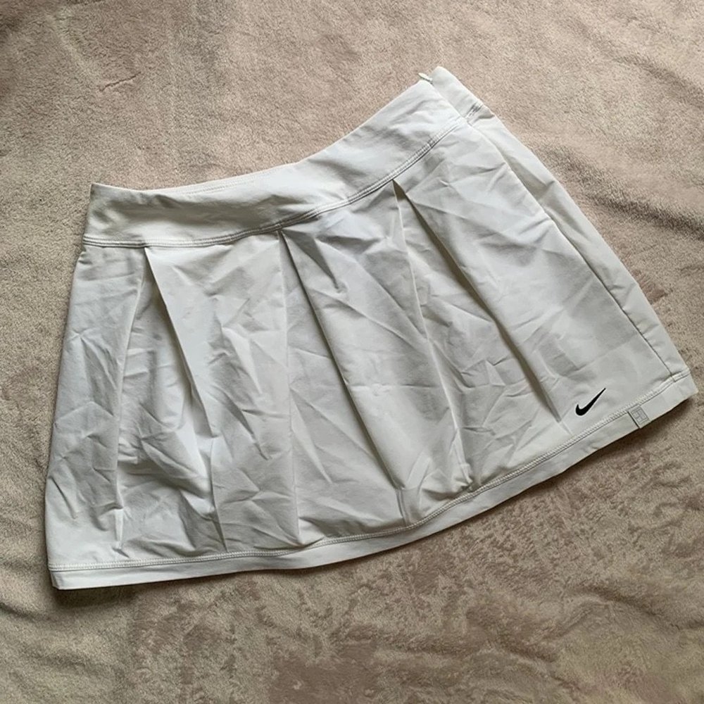 nike pleated skirt XS